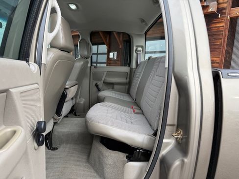 Used 2006 Dodge Ram 2500 Truck ST image 21