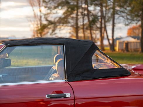 Used 1987 Mercedes-Benz 560 SL image 36