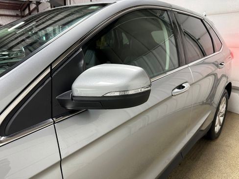 Used 2024 Ford Edge Titanium image 31