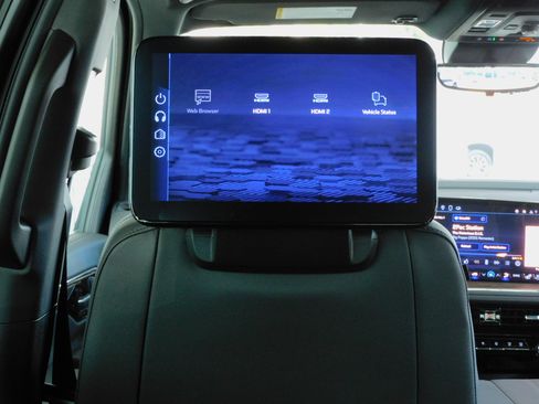 New 2025 Chevrolet Tahoe High Country image 7