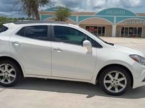 Used 2014 Buick Encore Premium image 12