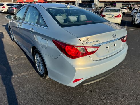 Used 2014 Hyundai Sonata GLS image 3