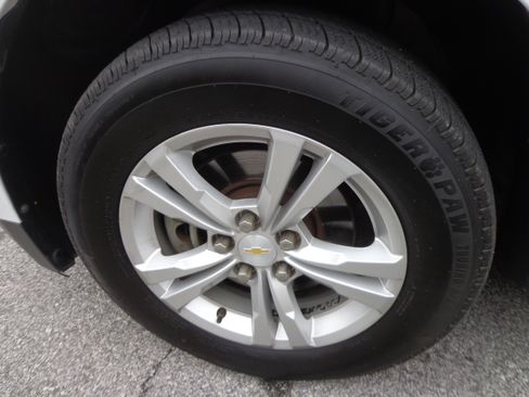 Used 2013 Chevrolet Equinox LS image 18