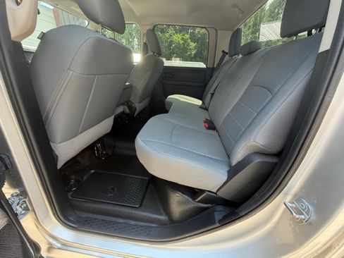 Used 2018 RAM 2500 4x4 Crew Cab ST image 17