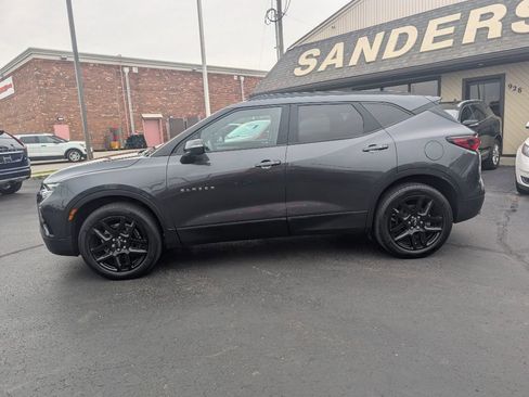Used 2022 Chevrolet Blazer LT FWD image 2