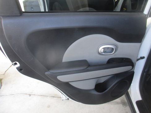 Used 2014 Kia Soul image 13
