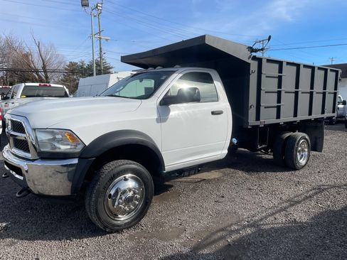 Used 2016 RAM 5500 image 3
