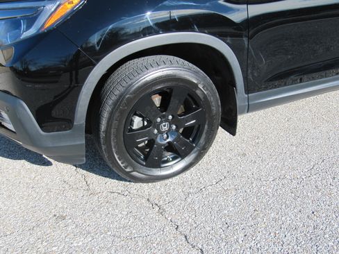 Used 2019 Honda Ridgeline Black Edition image 13
