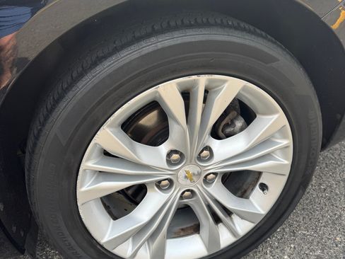 Used 2015 Chevrolet Impala LT image 27