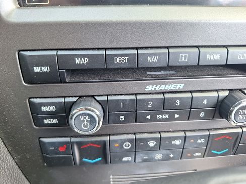 Used 2012 Ford Mustang image 13