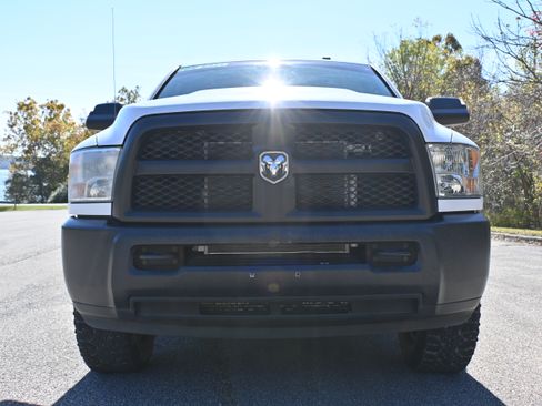 Used 2015 RAM 2500 Tradesman image 12