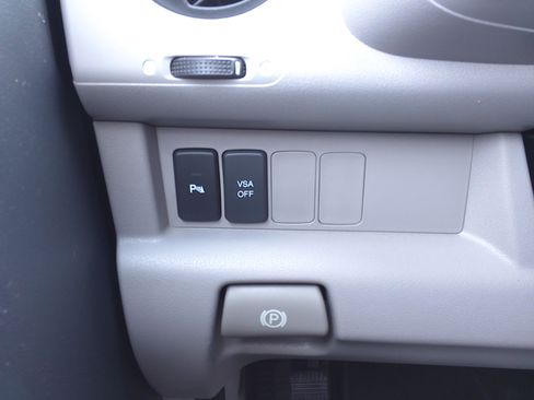 Used 2011 Honda Pilot Touring image 29