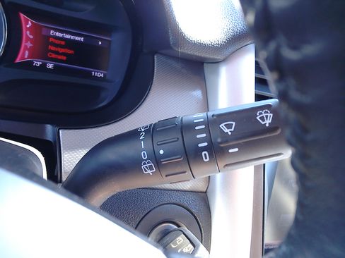 Used 2013 Ford Edge SEL image 29