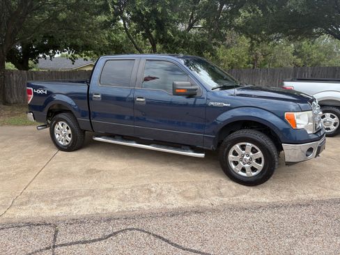 Used 2013 Ford F150 4x4 SuperCrew XLT image 1