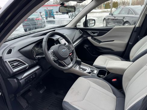 Used 2019 Subaru Forester Premium image 7