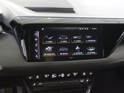 Used 2023 Audi RS e-tron GT image 27