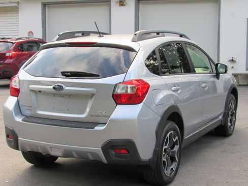 Used 2015 Subaru XV Crosstrek 2.0i Premium AWD/4WD image 6