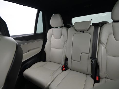 Used 2020 Volvo XC90 T6 R-Design image 47