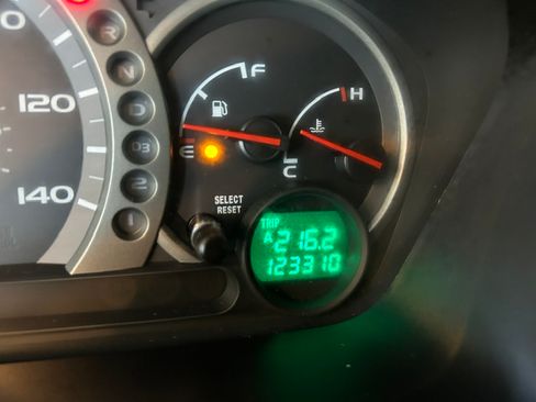 Used 2004 Honda Pilot 4WD EX-L image 9