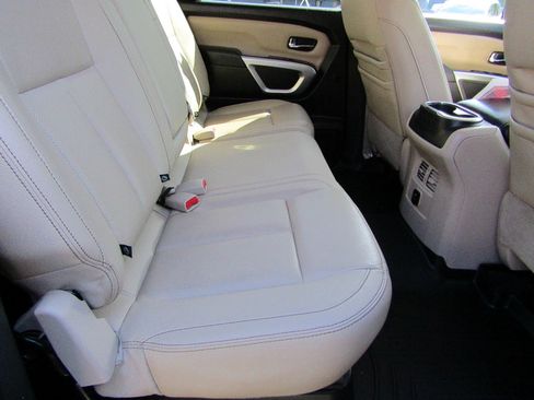 Used 2017 Nissan Titan XD 4x4 Crew Cab image 15