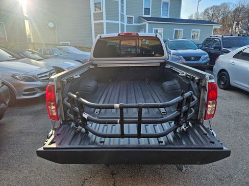 Used 2015 Nissan Frontier SV image 46