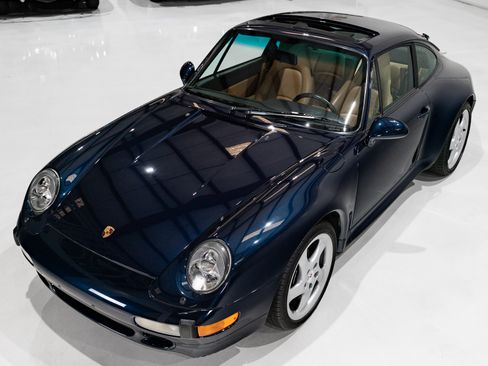 Used 1998 Porsche 911 Carrera S image 21