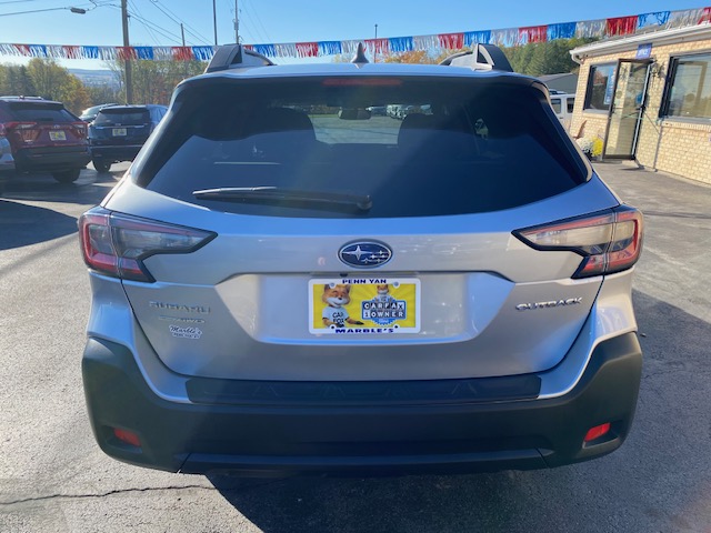 Used 2025 Subaru Outback Premium AWD/4WD image 8
