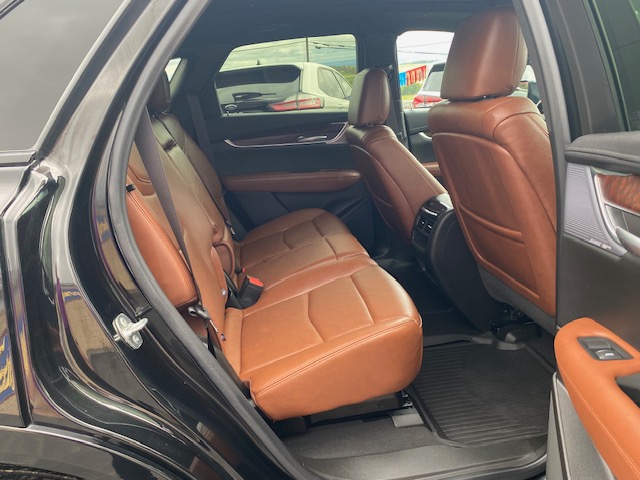 Used 2024 Cadillac XT5 AWD Sport image 17