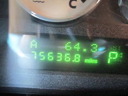 Used 2004 Ford Thunderbird Deluxe RWD image 31