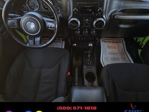 Used 2013 Jeep Wrangler Unlimited Sport image 9