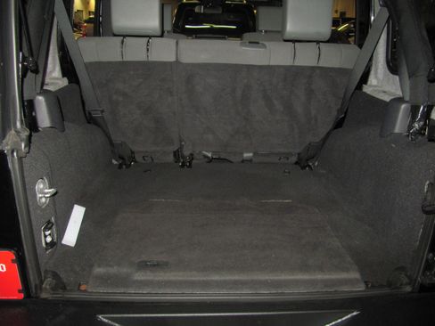 Used 2009 Jeep Wrangler 4WD Unlimited X image 53