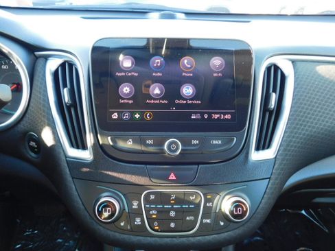 Used 2019 Chevrolet Malibu LT image 17