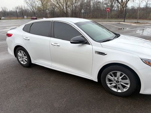 Used 2018 Kia Optima LX image 5
