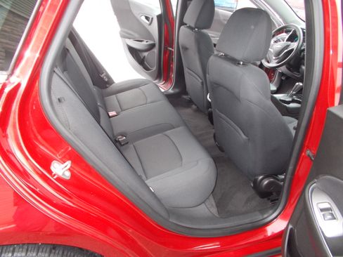 Used 2016 Chevrolet Malibu LT image 21