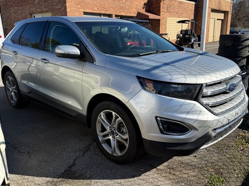 Used 2017 Ford Edge Titanium image 1