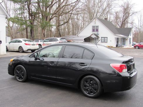 Used 2013 Subaru Impreza 2.0i Premium image 6