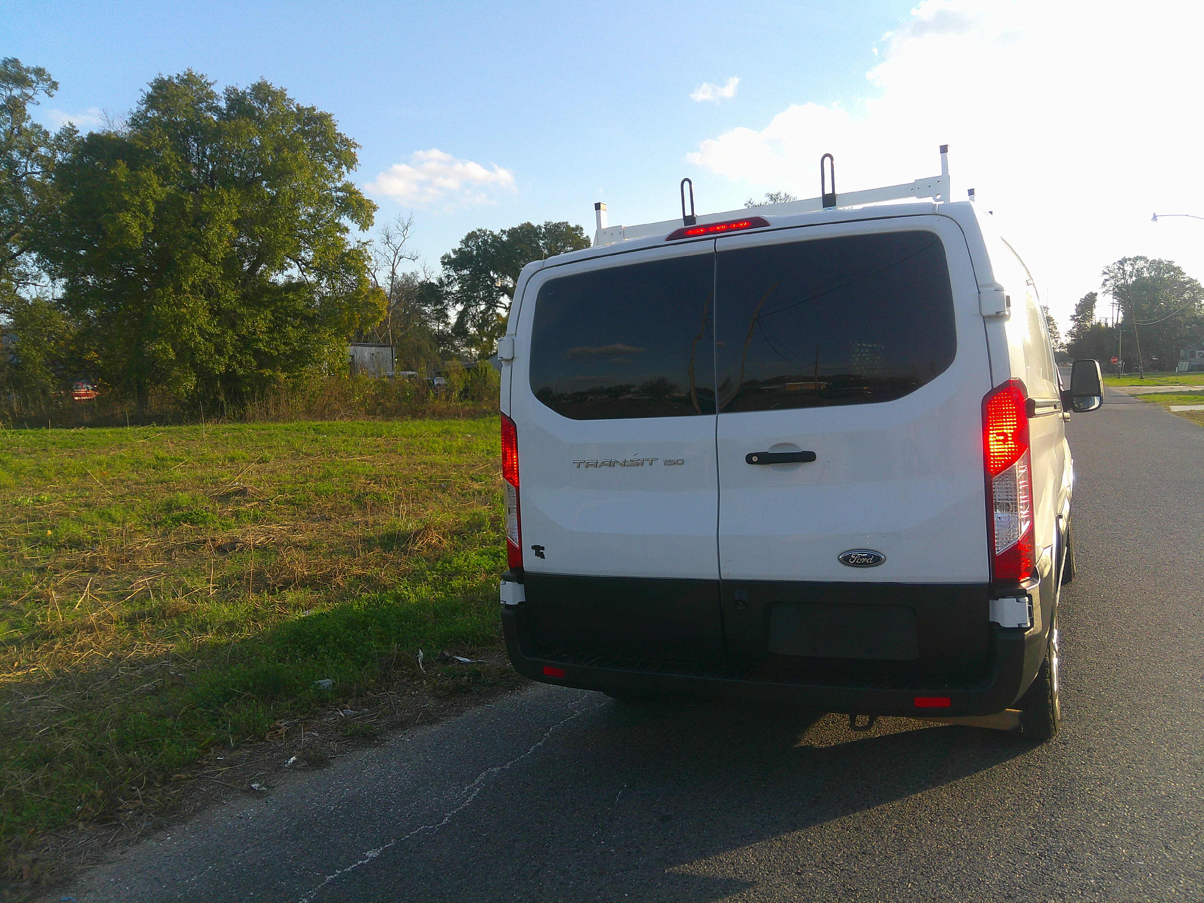 Used 2020 Ford Transit 150 Low Roof RWD image 7