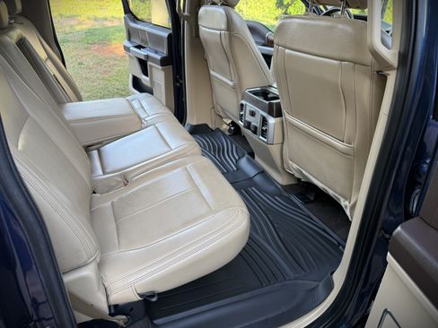 Used 2020 Ford F150 4x4 SuperCrew image 25