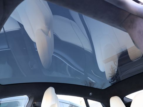 Used 2017 Tesla Model S P100D image 34