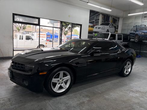Used 2012 Chevrolet Camaro LS Coupe RWD image 3