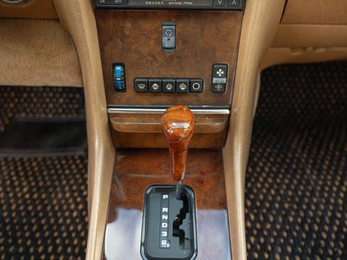 Used 1987 Mercedes-Benz 560 SL image 58