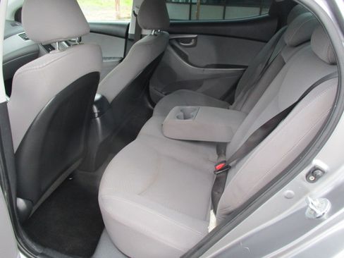 Used 2014 Hyundai Elantra SEL w/ Convenience Package FWD image 16