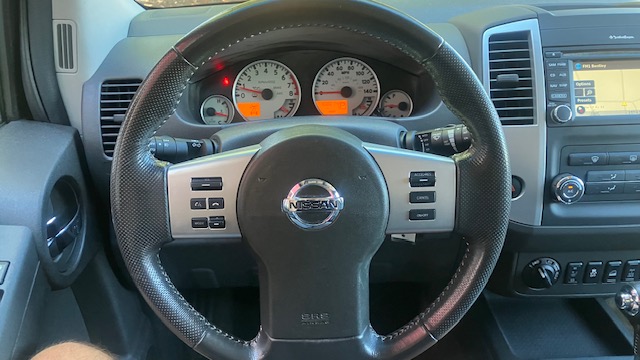 Used 2015 Nissan Xterra 4WD PRO-4X image 10