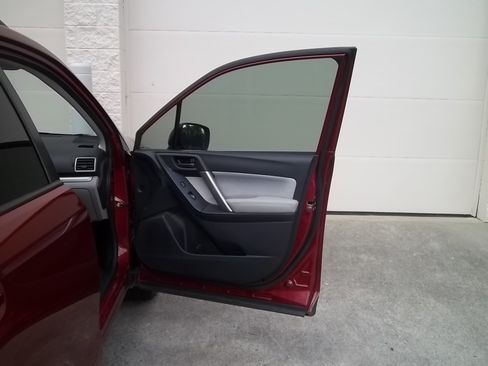 Used 2018 Subaru Forester 2.5i Premium image 20