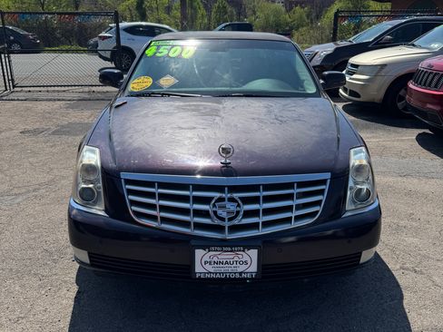 Used 2008 Cadillac DTS FWD image 1