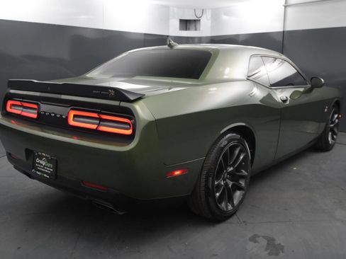 Used 2021 Dodge Challenger R/T Scat Pack image 5