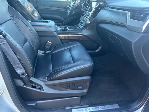 Used 2017 Chevrolet Tahoe LT image 10