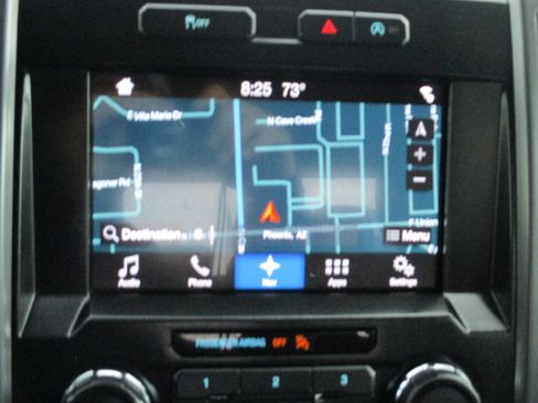 Used 2017 Ford F150 4x4 SuperCrew image 4