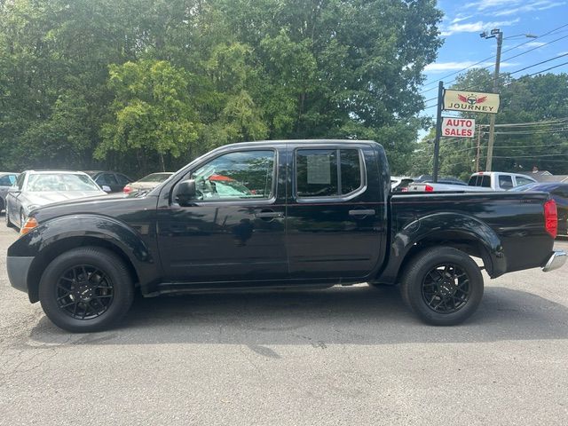 Used 2012 Nissan Frontier 2WD Crew Cab image 2