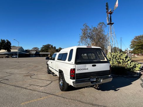 Used 1999 Dodge Ram 2500 Truck SLT image 7